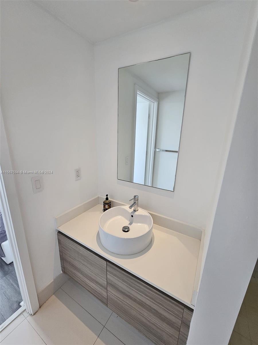 121 NE 34 ST 2511, Miami, Florida 33137, 1 Bedroom Bedrooms, ,1 BathroomBathrooms,Residentiallease,For Rent,121 NE 34 ST 2511,A11567594