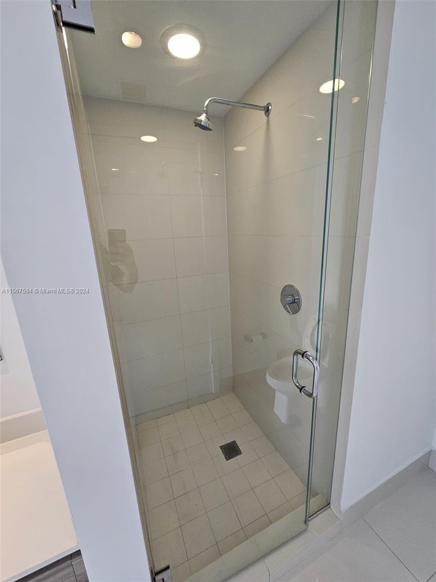 121 NE 34 ST 2511, Miami, Florida 33137, 1 Bedroom Bedrooms, ,1 BathroomBathrooms,Residentiallease,For Rent,121 NE 34 ST 2511,A11567594