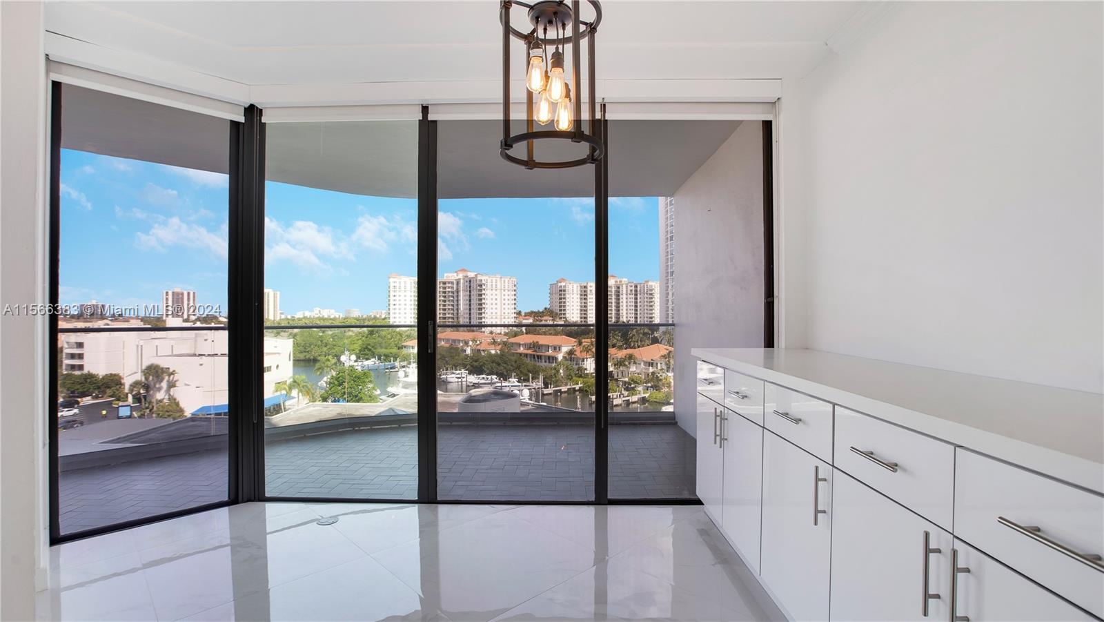 19707 Turnberry Way 8B, Aventura, Florida 33180, 2 Bedrooms Bedrooms, ,2 BathroomsBathrooms,Residential,For Sale,19707 Turnberry Way 8B,A11566383