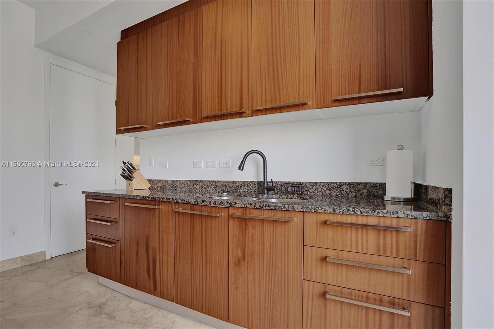 16001 Collins Ave 805, Sunny Isles Beach, Florida 33160, 2 Bedrooms Bedrooms, ,2 BathroomsBathrooms,Residentiallease,For Rent,16001 Collins Ave 805,A11560763