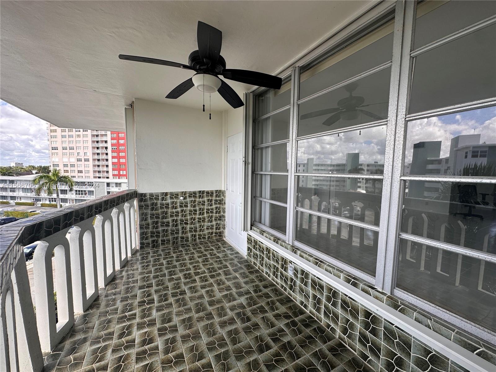 3181 S Ocean Dr 501, Hallandale Beach, Florida 33009, 2 Bedrooms Bedrooms, ,2 BathroomsBathrooms,Residential,For Sale,3181 S Ocean Dr 501,A11566705