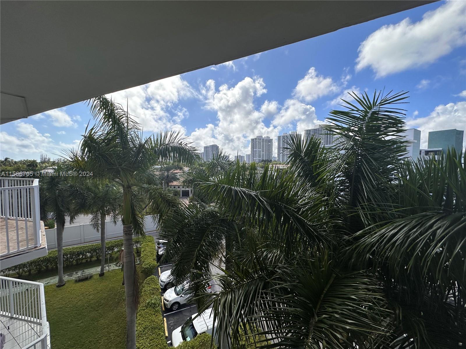 3181 S Ocean Dr 501, Hallandale Beach, Florida 33009, 2 Bedrooms Bedrooms, ,2 BathroomsBathrooms,Residential,For Sale,3181 S Ocean Dr 501,A11566705