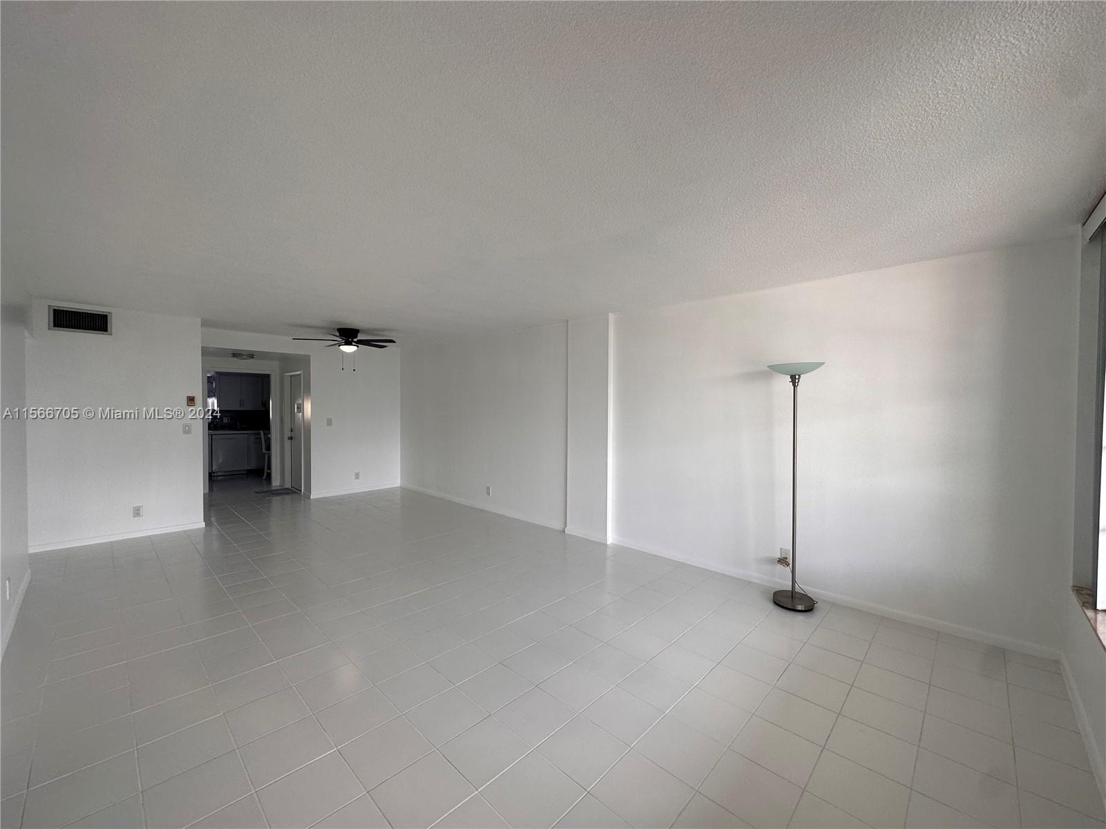 3181 S Ocean Dr 501, Hallandale Beach, Florida 33009, 2 Bedrooms Bedrooms, ,2 BathroomsBathrooms,Residential,For Sale,3181 S Ocean Dr 501,A11566705