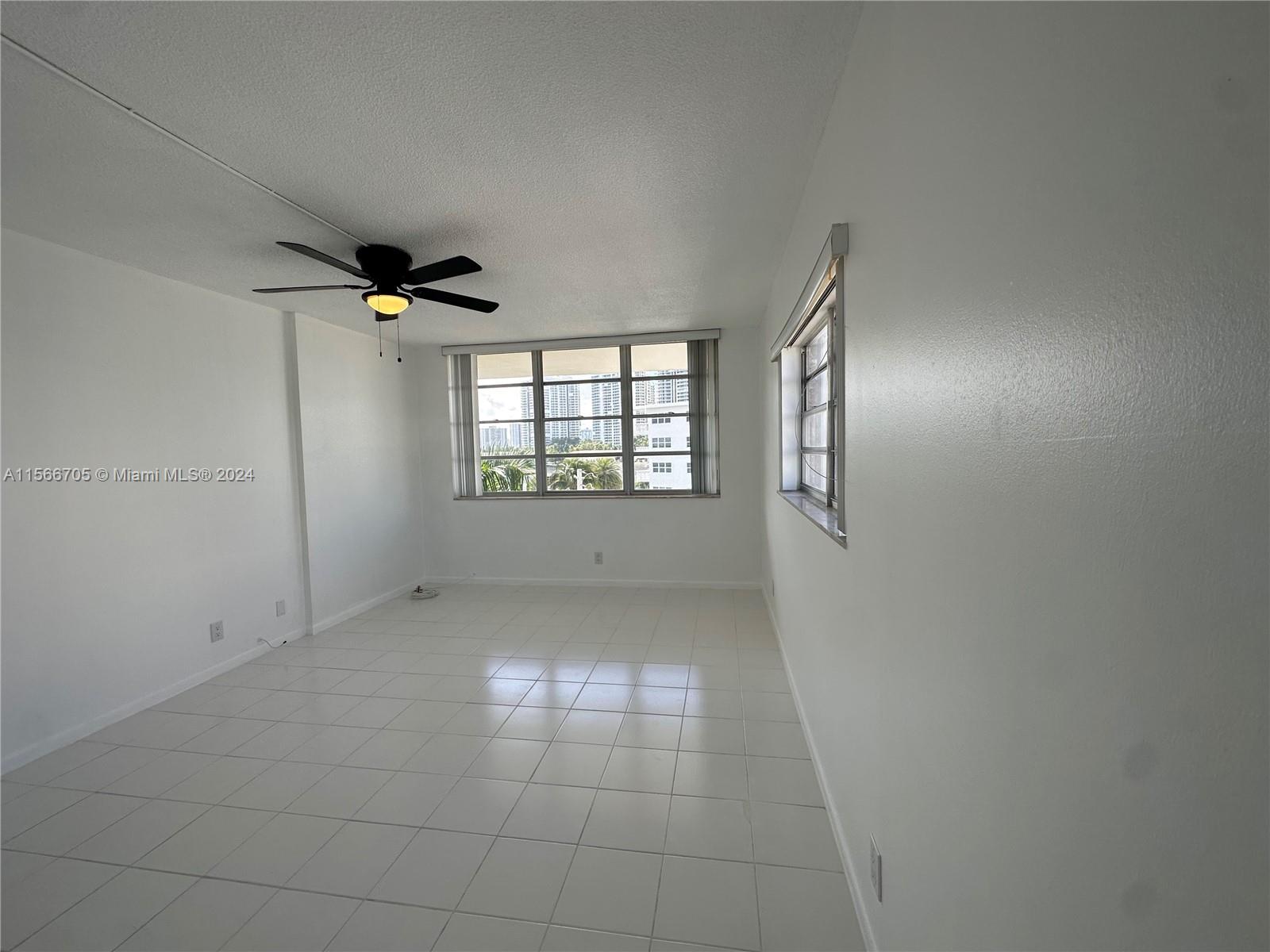 3181 S Ocean Dr 501, Hallandale Beach, Florida 33009, 2 Bedrooms Bedrooms, ,2 BathroomsBathrooms,Residential,For Sale,3181 S Ocean Dr 501,A11566705