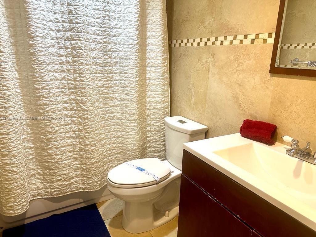 3901 S Ocean Dr 5R, Hollywood, Florida 33019, 1 Bedroom Bedrooms, ,1 BathroomBathrooms,Residentiallease,For Rent,3901 S Ocean Dr 5R,A11566777