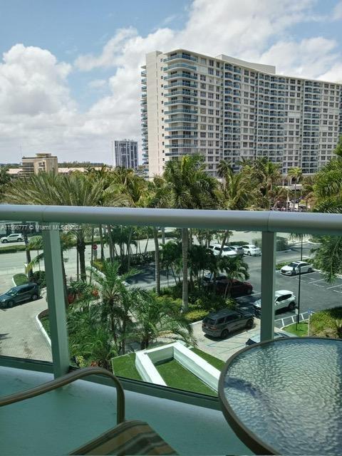 3901 S Ocean Dr 5R, Hollywood, Florida 33019, 1 Bedroom Bedrooms, ,1 BathroomBathrooms,Residentiallease,For Rent,3901 S Ocean Dr 5R,A11566777