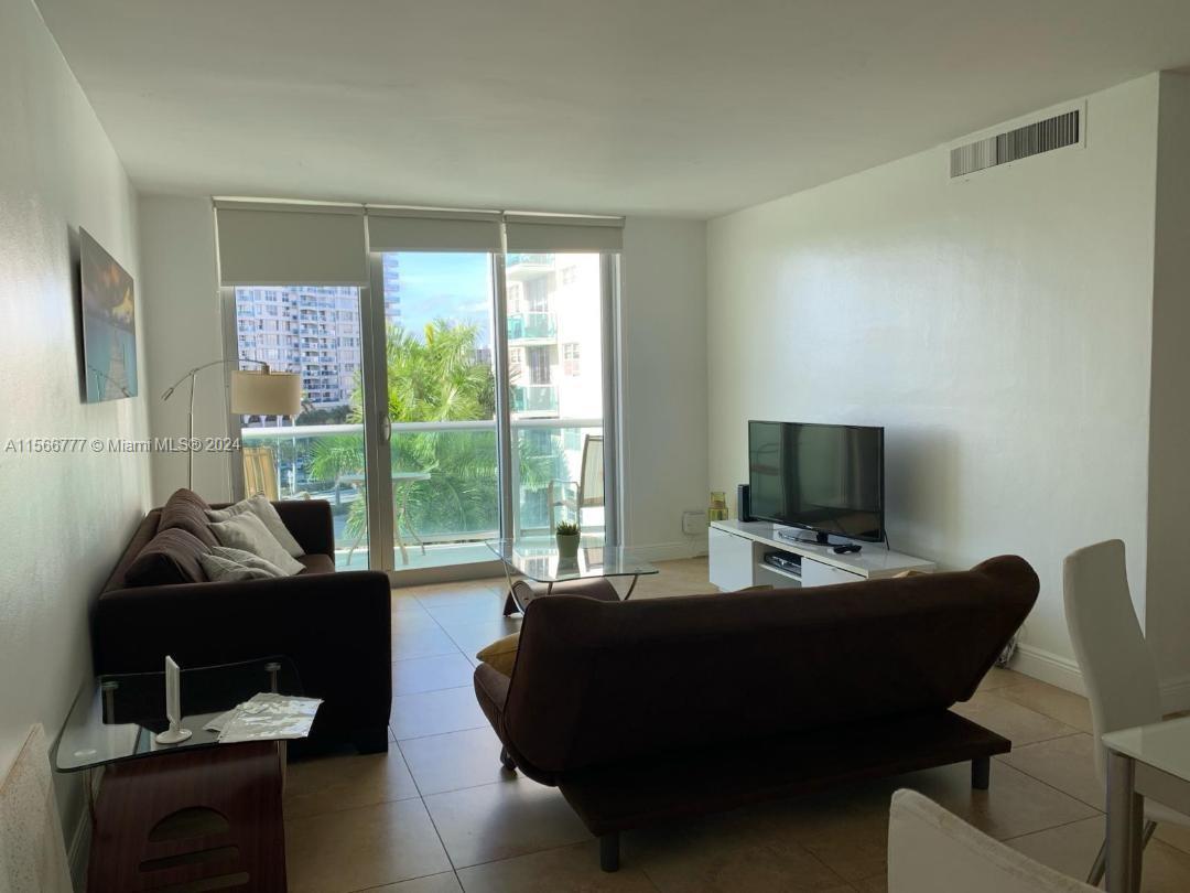3901 S Ocean Dr 5R, Hollywood, Florida 33019, 1 Bedroom Bedrooms, ,1 BathroomBathrooms,Residentiallease,For Rent,3901 S Ocean Dr 5R,A11566777