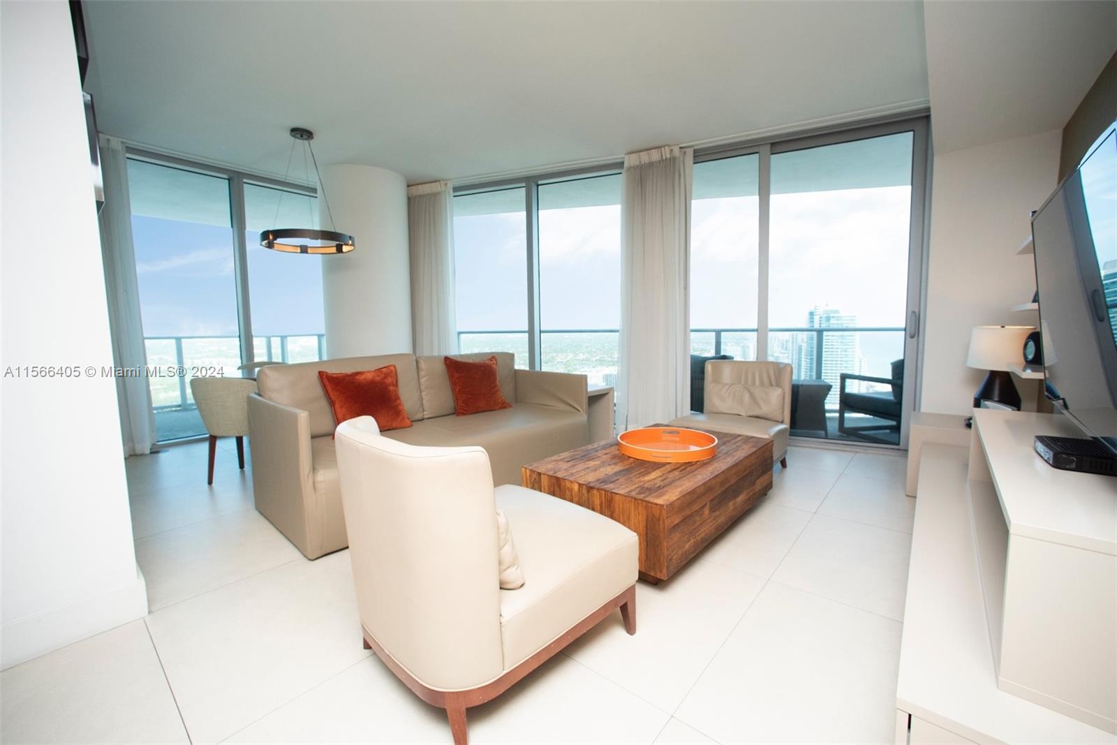 4111 S Ocean Dr 3412, Hollywood, Florida 33019, 1 Bedroom Bedrooms, ,1 BathroomBathrooms,Residential,For Sale,4111 S Ocean Dr 3412,A11566405