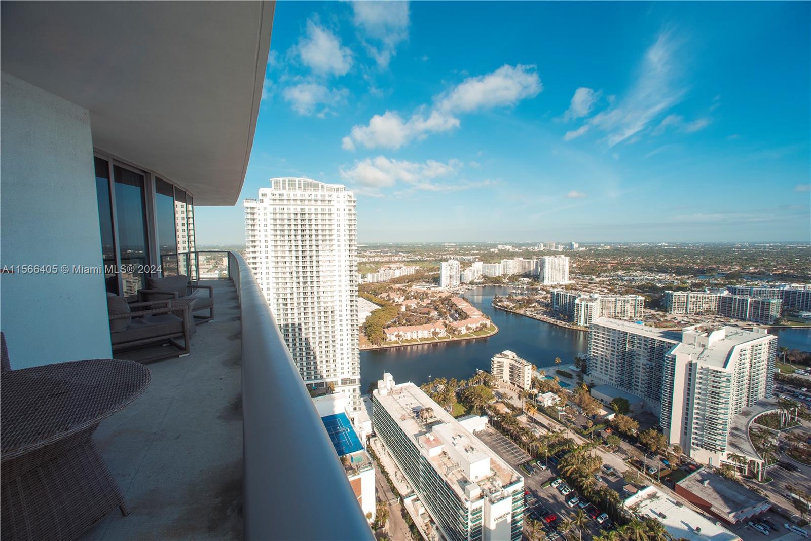 4111 S Ocean Dr 3412, Hollywood, Florida 33019, 1 Bedroom Bedrooms, ,1 BathroomBathrooms,Residential,For Sale,4111 S Ocean Dr 3412,A11566405