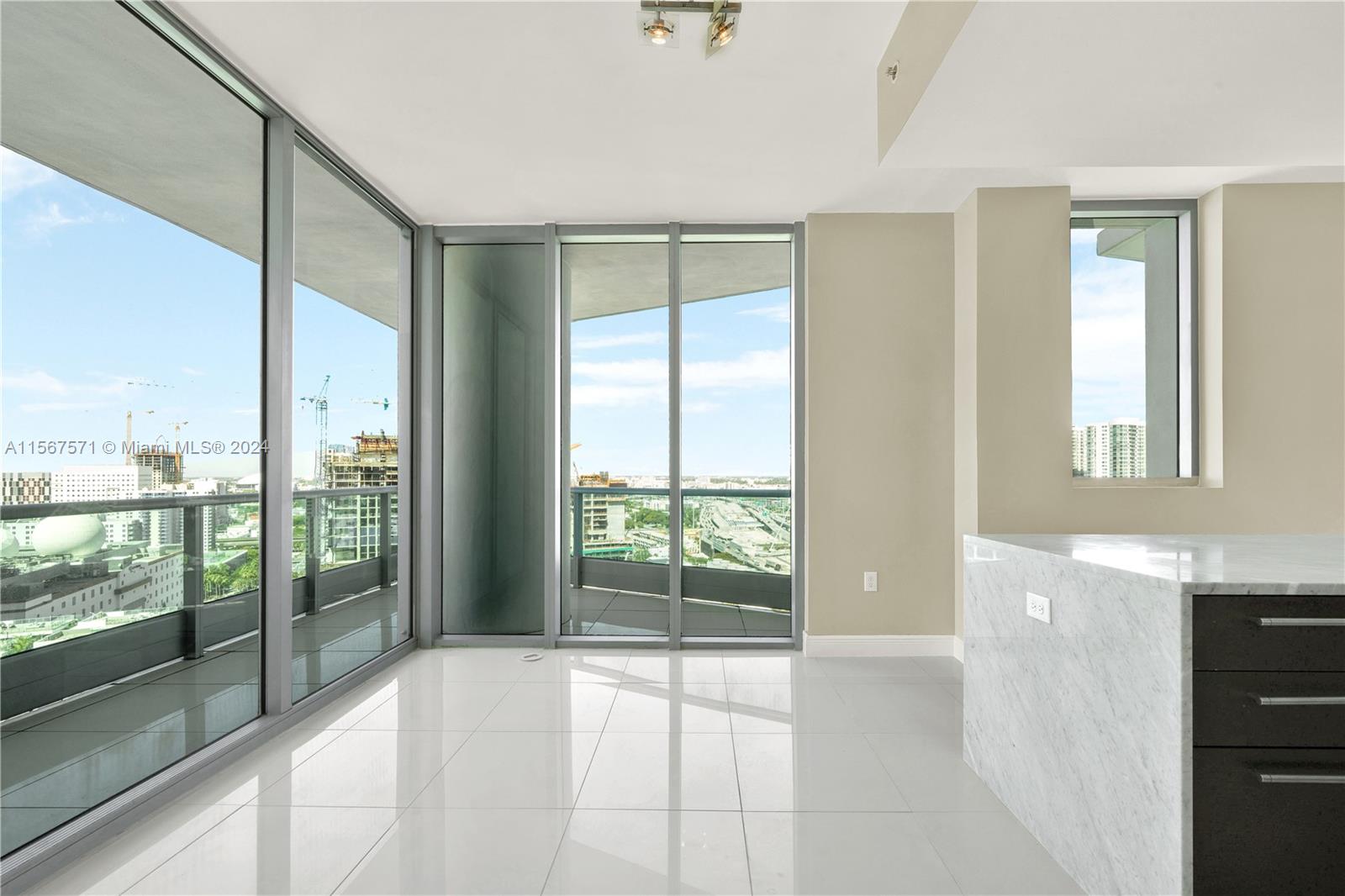 900 Biscayne Blvd 2612, Miami, Florida 33132, 2 Bedrooms Bedrooms, ,2 BathroomsBathrooms,Residential,For Sale,900 Biscayne Blvd 2612,A11567571