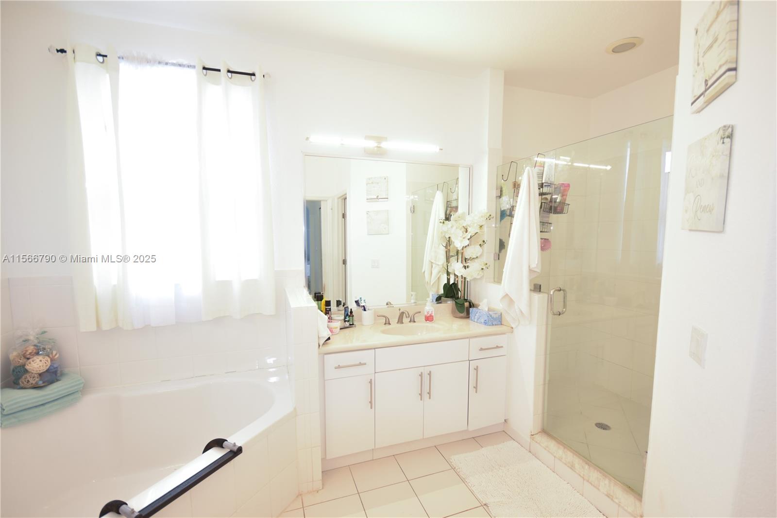 6082 SW 163rd Ave, Miami, Florida 33193, 5 Bedrooms Bedrooms, ,4 BathroomsBathrooms,Residential,For Sale,6082 SW 163rd Ave,A11566790