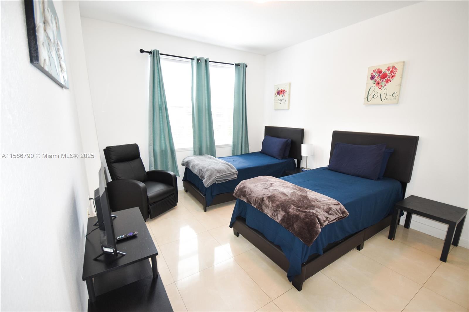 6082 SW 163rd Ave, Miami, Florida 33193, 5 Bedrooms Bedrooms, ,4 BathroomsBathrooms,Residential,For Sale,6082 SW 163rd Ave,A11566790