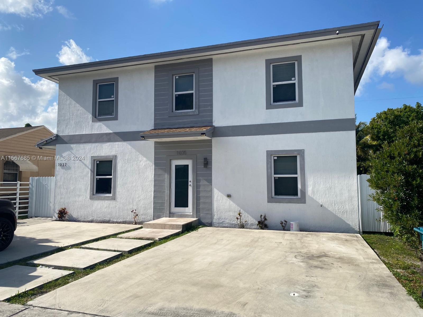 1035 NW 75th St 1, Miami, Florida 33150, 3 Bedrooms Bedrooms, ,2 BathroomsBathrooms,Residentiallease,For Rent,1035 NW 75th St 1,A11567685