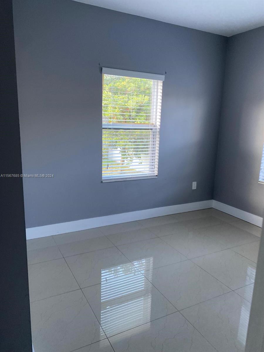 1035 NW 75th St 1, Miami, Florida 33150, 3 Bedrooms Bedrooms, ,2 BathroomsBathrooms,Residentiallease,For Rent,1035 NW 75th St 1,A11567685