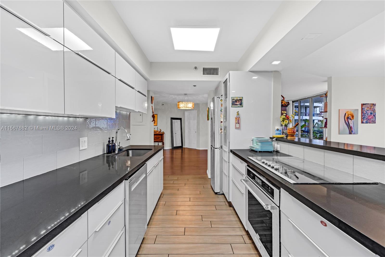 3530 Mystic Pointe Dr 309, Aventura, Florida 33180, 2 Bedrooms Bedrooms, ,2 BathroomsBathrooms,Residential,For Sale,3530 Mystic Pointe Dr 309,A11567682