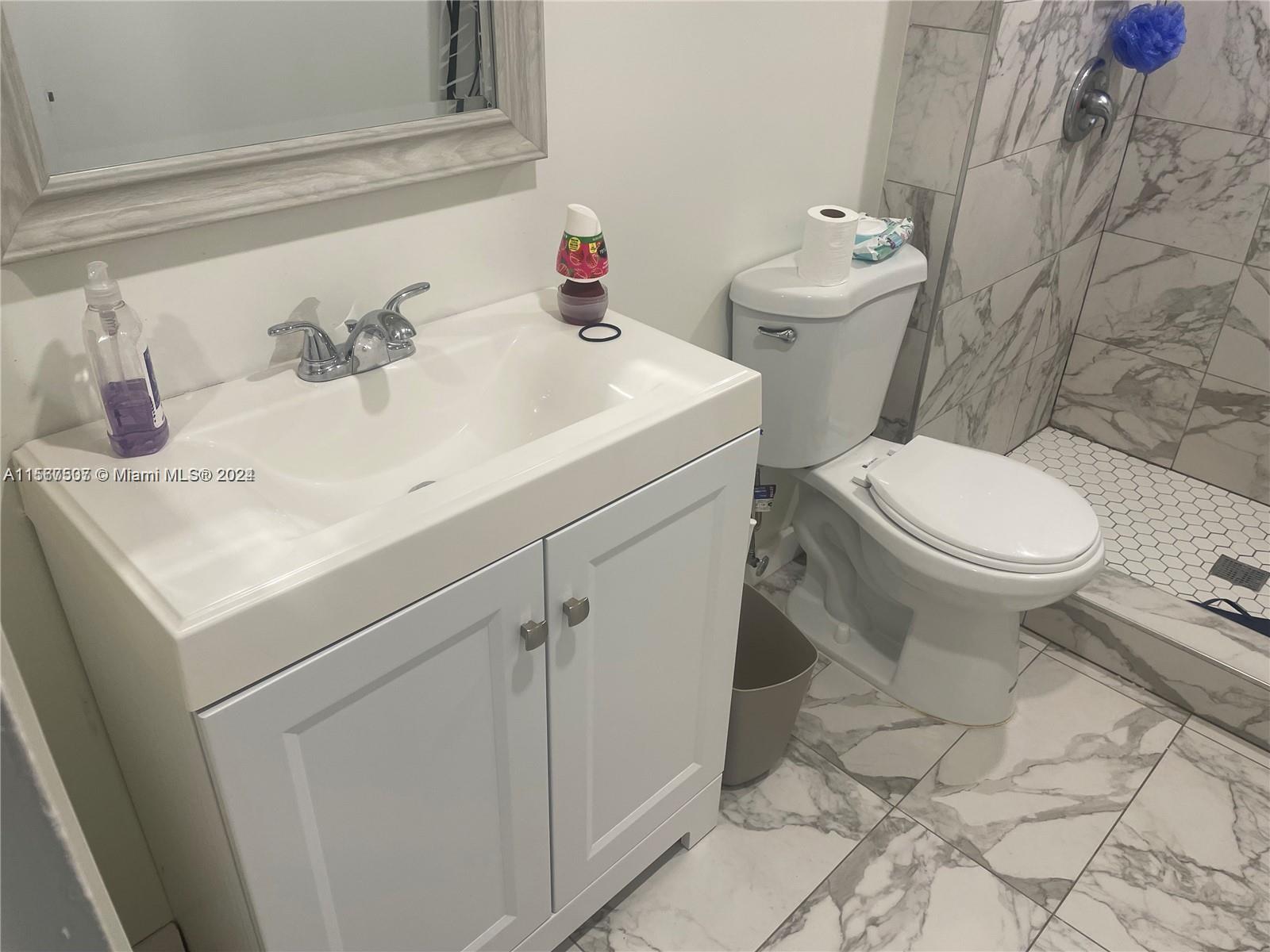 16851 NE 23rd Ave B121, North Miami Beach, Florida 33160, 2 Bedrooms Bedrooms, ,2 BathroomsBathrooms,Residentiallease,For Rent,16851 NE 23rd Ave B121,A11567507