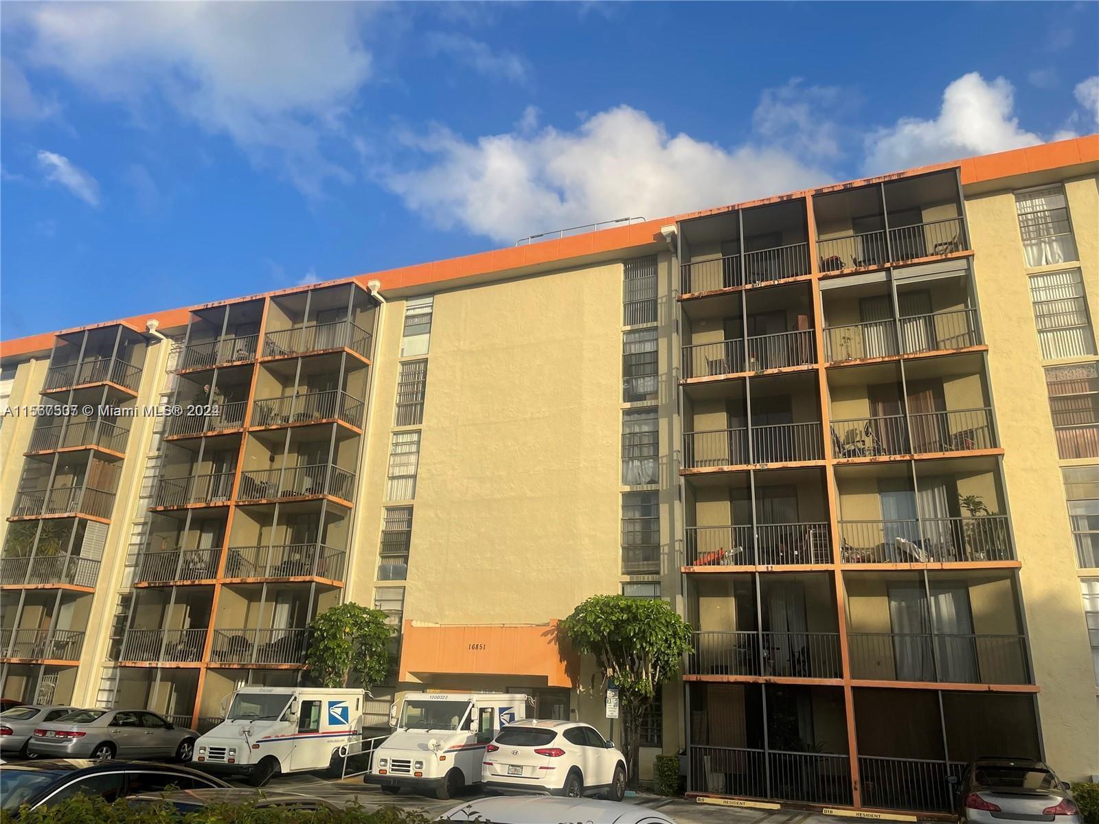 16851 NE 23rd Ave B121, North Miami Beach, Florida 33160, 2 Bedrooms Bedrooms, ,2 BathroomsBathrooms,Residentiallease,For Rent,16851 NE 23rd Ave B121,A11567507