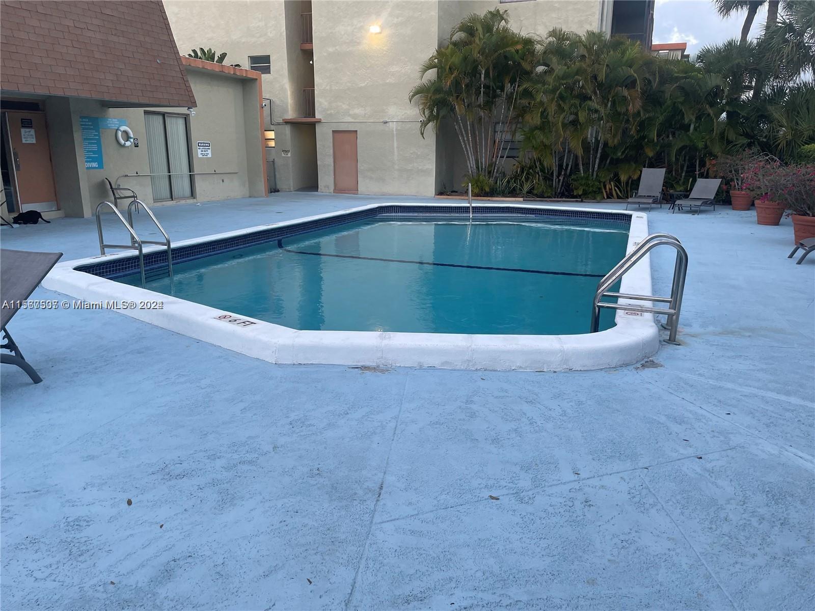 16851 NE 23rd Ave B121, North Miami Beach, Florida 33160, 2 Bedrooms Bedrooms, ,2 BathroomsBathrooms,Residentiallease,For Rent,16851 NE 23rd Ave B121,A11567507