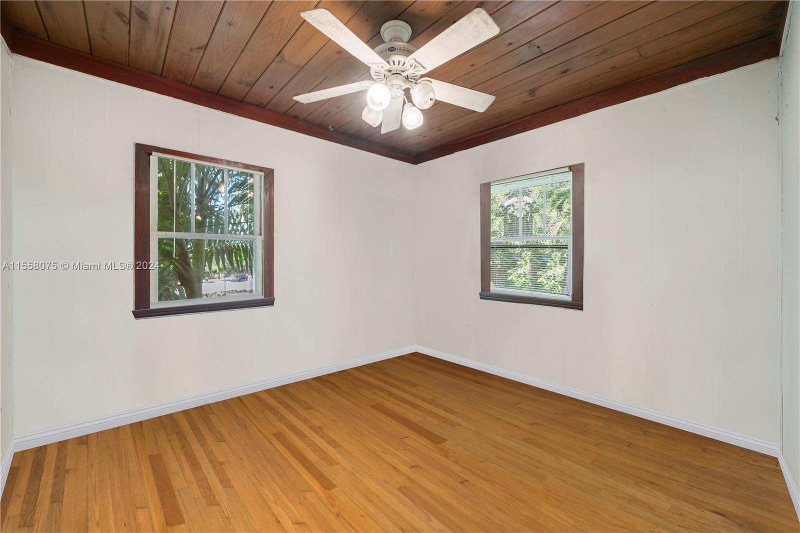 845 NW 7th St, Miami, Florida 33136, 4 Bedrooms Bedrooms, ,2 BathroomsBathrooms,Residential,For Sale,845 NW 7th St,A11558075