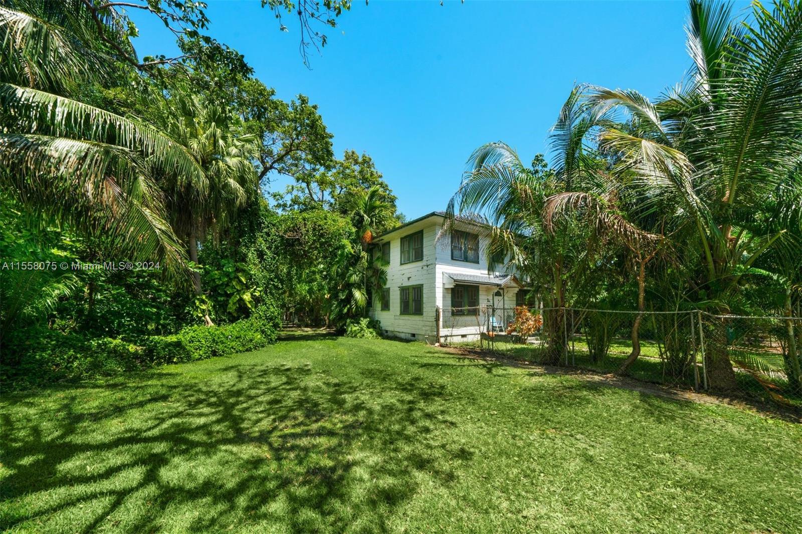 845 NW 7th St, Miami, Florida 33136, 4 Bedrooms Bedrooms, ,2 BathroomsBathrooms,Residential,For Sale,845 NW 7th St,A11558075