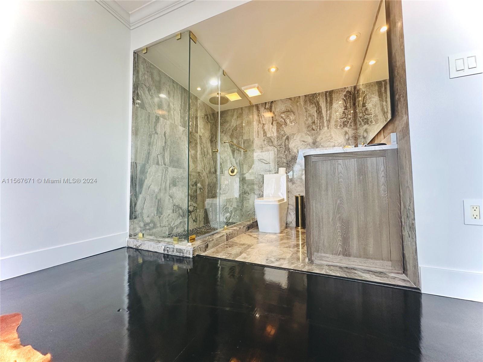 1700 NW N River Dr 805, Miami, Florida 33125, 1 Bedroom Bedrooms, ,2 BathroomsBathrooms,Residentiallease,For Rent,1700 NW N River Dr 805,A11567671