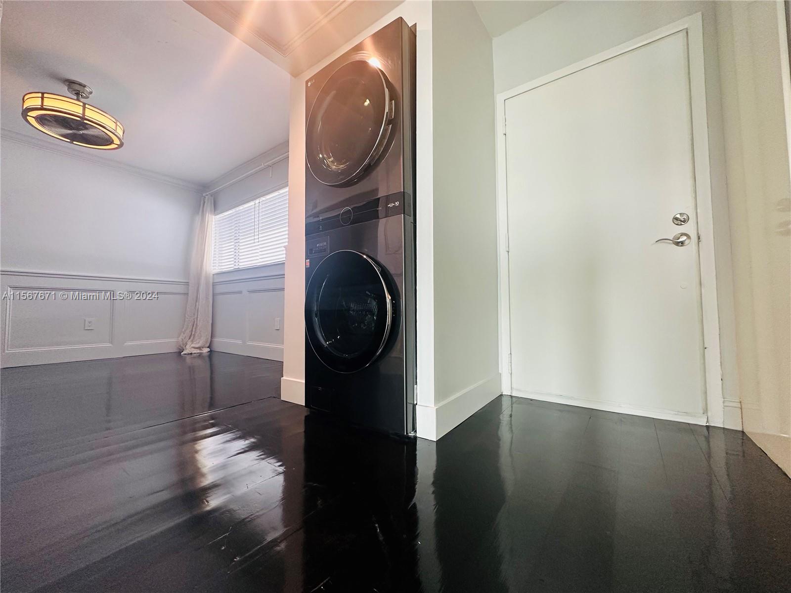 1700 NW N River Dr 805, Miami, Florida 33125, 1 Bedroom Bedrooms, ,2 BathroomsBathrooms,Residentiallease,For Rent,1700 NW N River Dr 805,A11567671