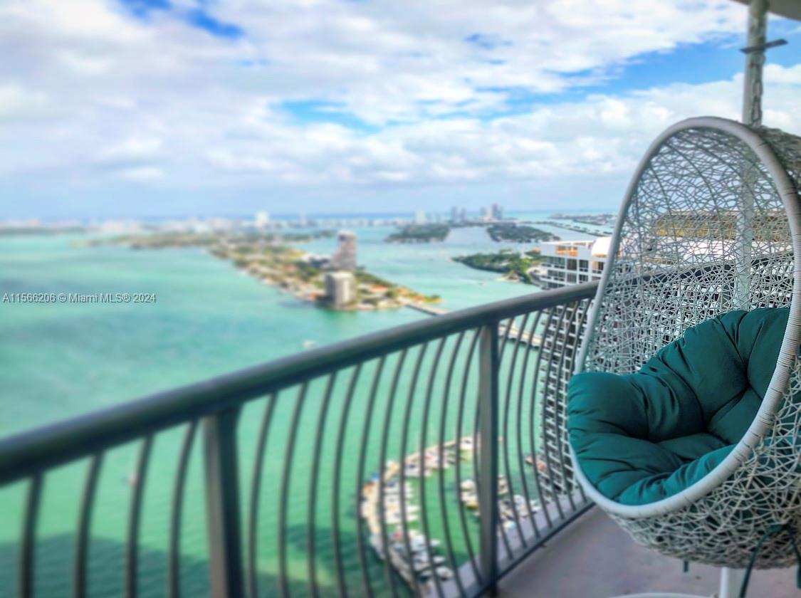 1750 N Bayshore Dr 4301, Miami, Florida 33132, 2 Bedrooms Bedrooms, ,2 BathroomsBathrooms,Residentiallease,For Rent,1750 N Bayshore Dr 4301,A11566206