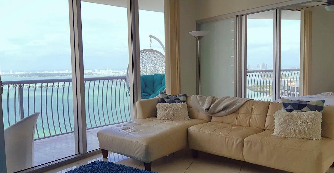 1750 N Bayshore Dr 4301, Miami, Florida 33132, 2 Bedrooms Bedrooms, ,2 BathroomsBathrooms,Residentiallease,For Rent,1750 N Bayshore Dr 4301,A11566206