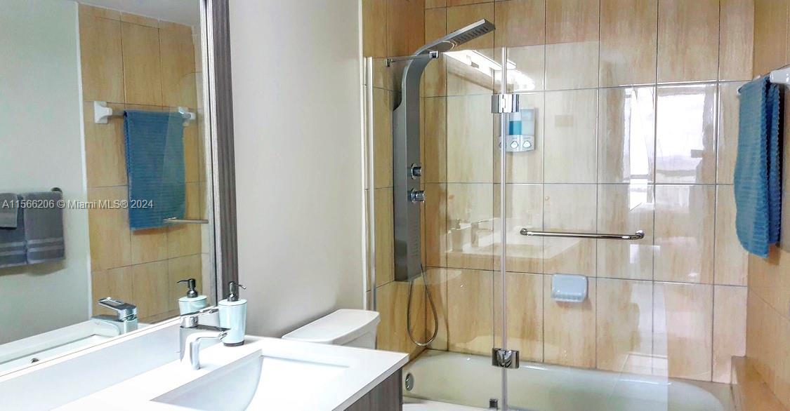 1750 N Bayshore Dr 4301, Miami, Florida 33132, 2 Bedrooms Bedrooms, ,2 BathroomsBathrooms,Residentiallease,For Rent,1750 N Bayshore Dr 4301,A11566206