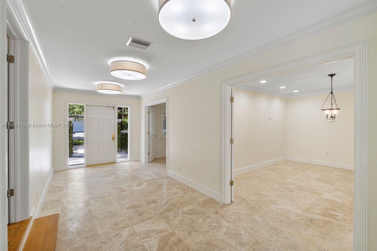 1037 Alfonso Ave, Coral Gables, Florida 33146, 3 Bedrooms Bedrooms, ,2 BathroomsBathrooms,Residentiallease,For Rent,1037 Alfonso Ave,A11567179