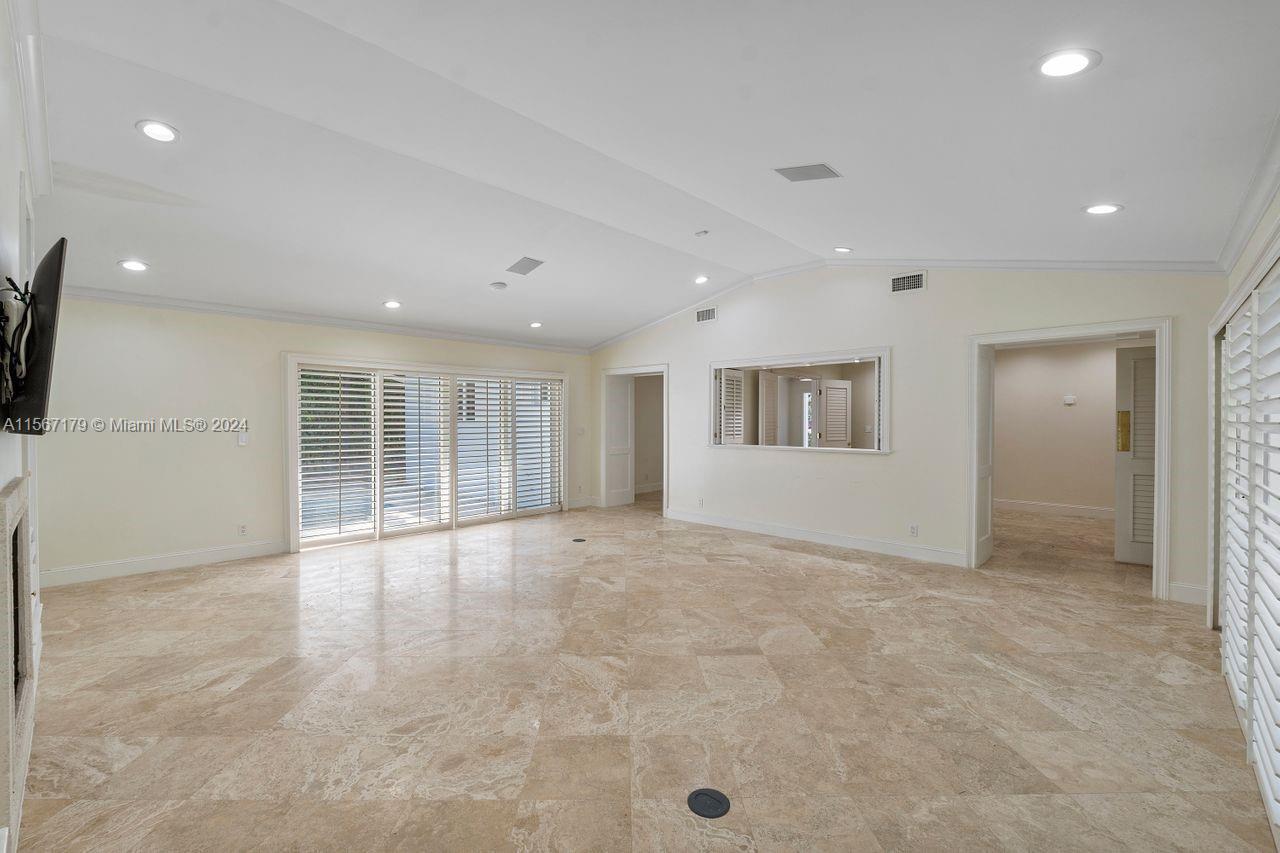1037 Alfonso Ave, Coral Gables, Florida 33146, 3 Bedrooms Bedrooms, ,2 BathroomsBathrooms,Residentiallease,For Rent,1037 Alfonso Ave,A11567179