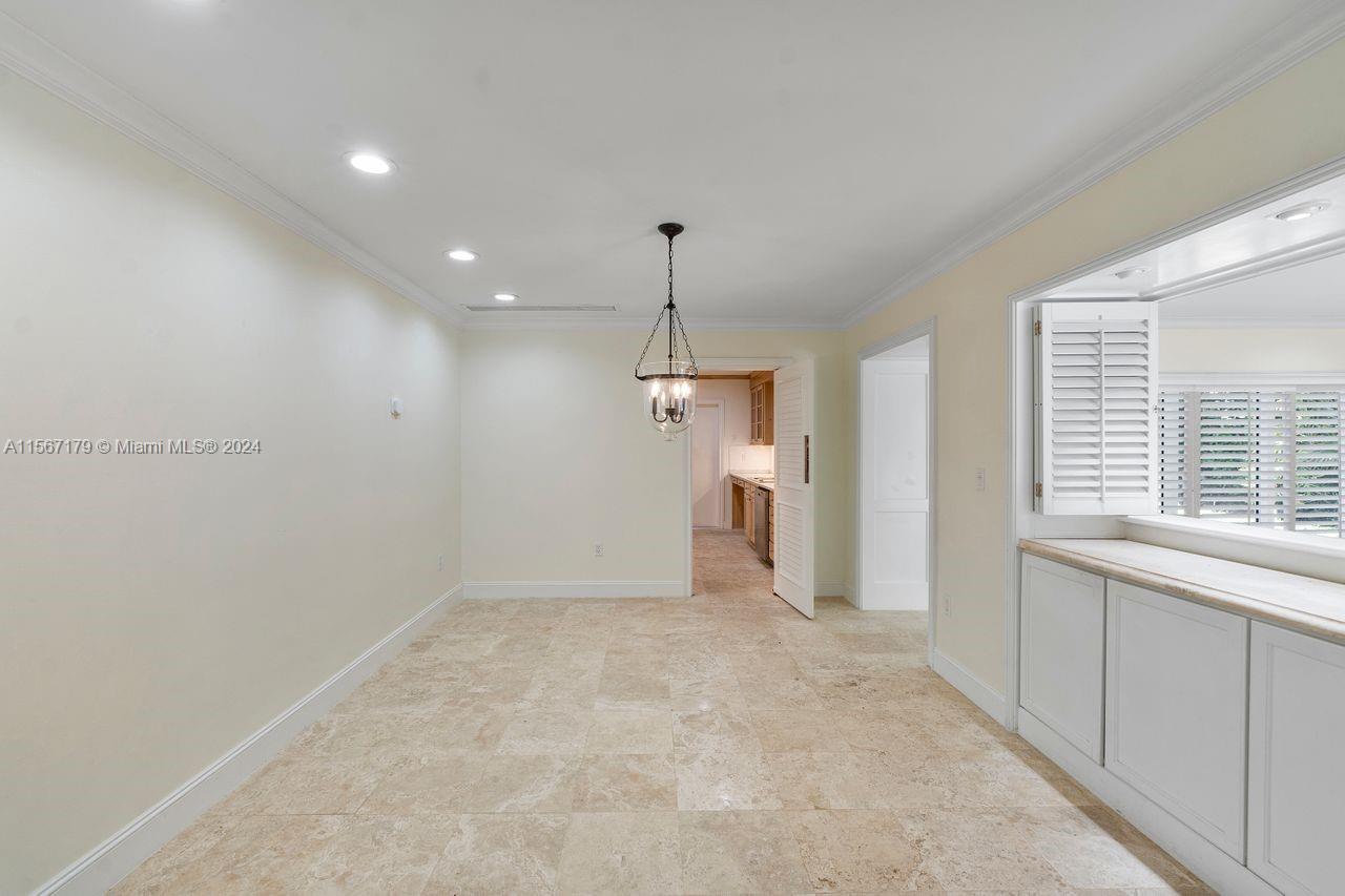 1037 Alfonso Ave, Coral Gables, Florida 33146, 3 Bedrooms Bedrooms, ,2 BathroomsBathrooms,Residentiallease,For Rent,1037 Alfonso Ave,A11567179