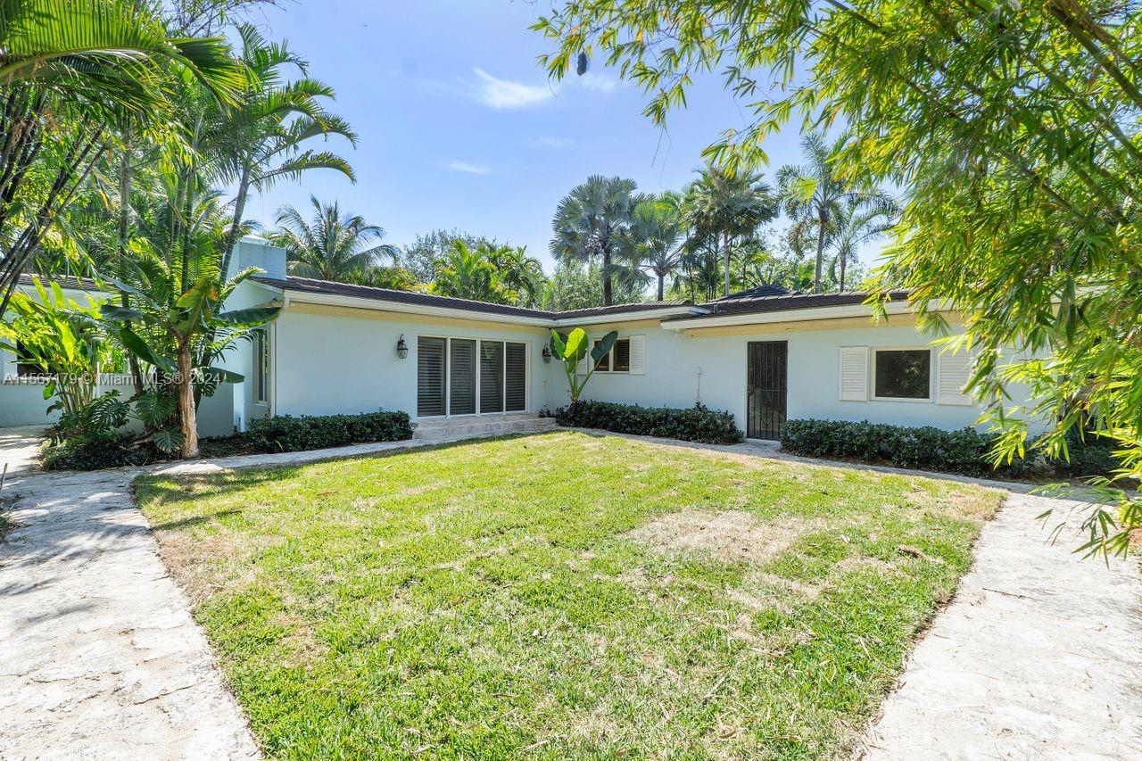 1037 Alfonso Ave, Coral Gables, Florida 33146, 3 Bedrooms Bedrooms, ,2 BathroomsBathrooms,Residentiallease,For Rent,1037 Alfonso Ave,A11567179