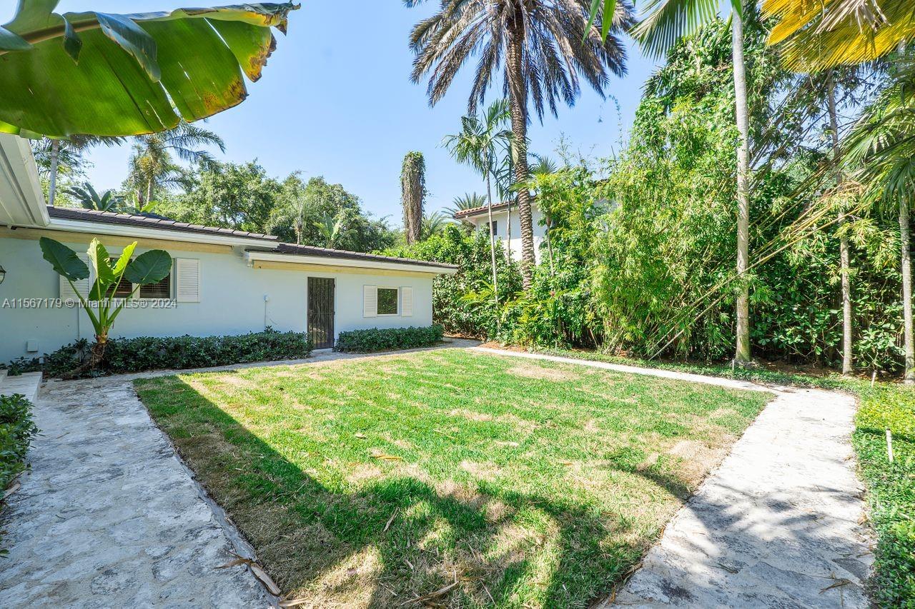 1037 Alfonso Ave, Coral Gables, Florida 33146, 3 Bedrooms Bedrooms, ,2 BathroomsBathrooms,Residentiallease,For Rent,1037 Alfonso Ave,A11567179