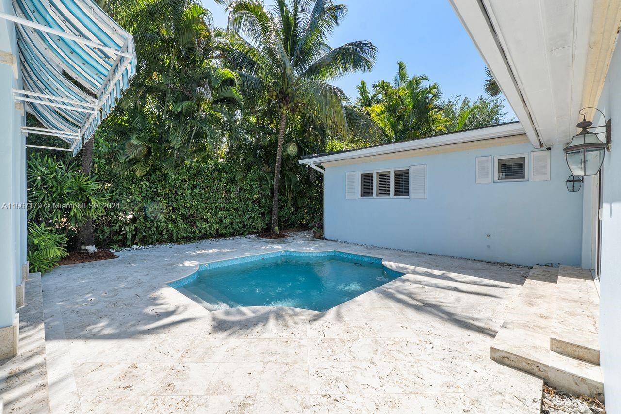 1037 Alfonso Ave, Coral Gables, Florida 33146, 3 Bedrooms Bedrooms, ,2 BathroomsBathrooms,Residentiallease,For Rent,1037 Alfonso Ave,A11567179