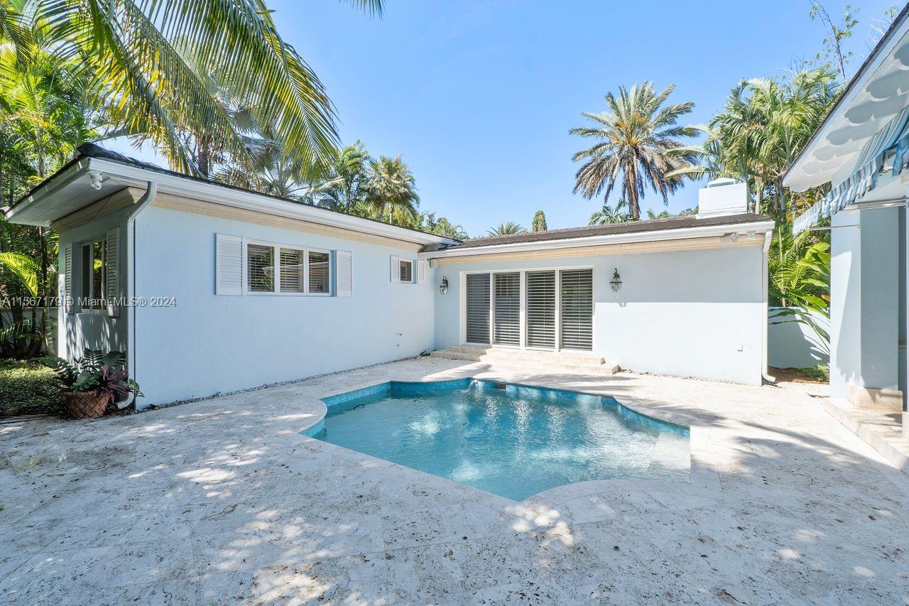 1037 Alfonso Ave, Coral Gables, Florida 33146, 3 Bedrooms Bedrooms, ,2 BathroomsBathrooms,Residentiallease,For Rent,1037 Alfonso Ave,A11567179