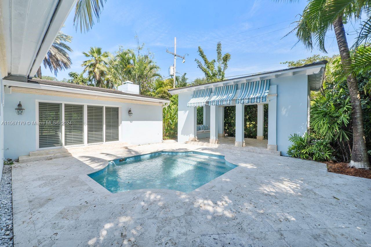 1037 Alfonso Ave, Coral Gables, Florida 33146, 3 Bedrooms Bedrooms, ,2 BathroomsBathrooms,Residentiallease,For Rent,1037 Alfonso Ave,A11567179