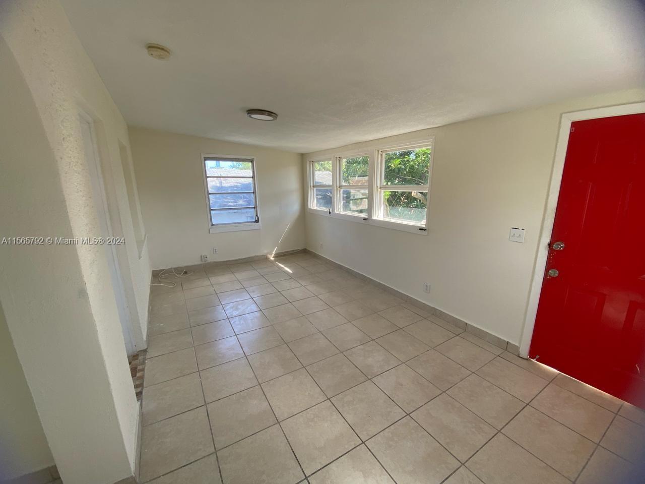 Miami, Florida 33135, 1 Bedroom Bedrooms, ,1 BathroomBathrooms,Residentiallease,For Rent,A11565792