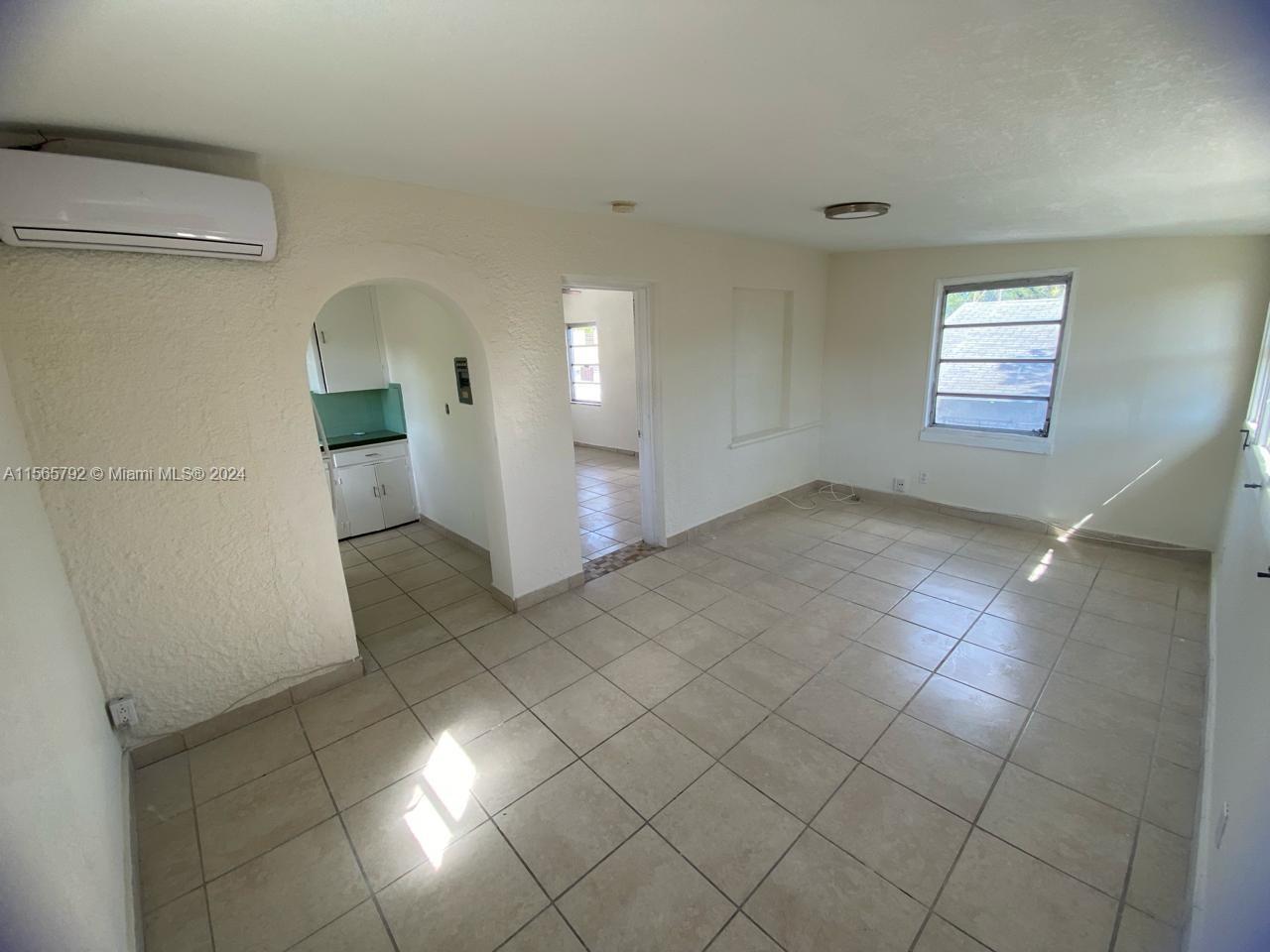 Miami, Florida 33135, 1 Bedroom Bedrooms, ,1 BathroomBathrooms,Residentiallease,For Rent,A11565792