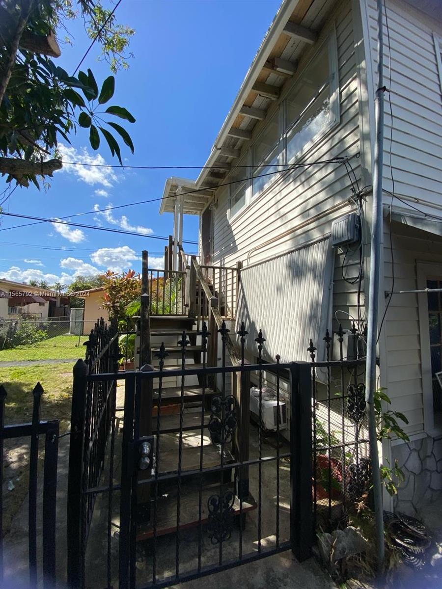 Miami, Florida 33135, 1 Bedroom Bedrooms, ,1 BathroomBathrooms,Residentiallease,For Rent,A11565792