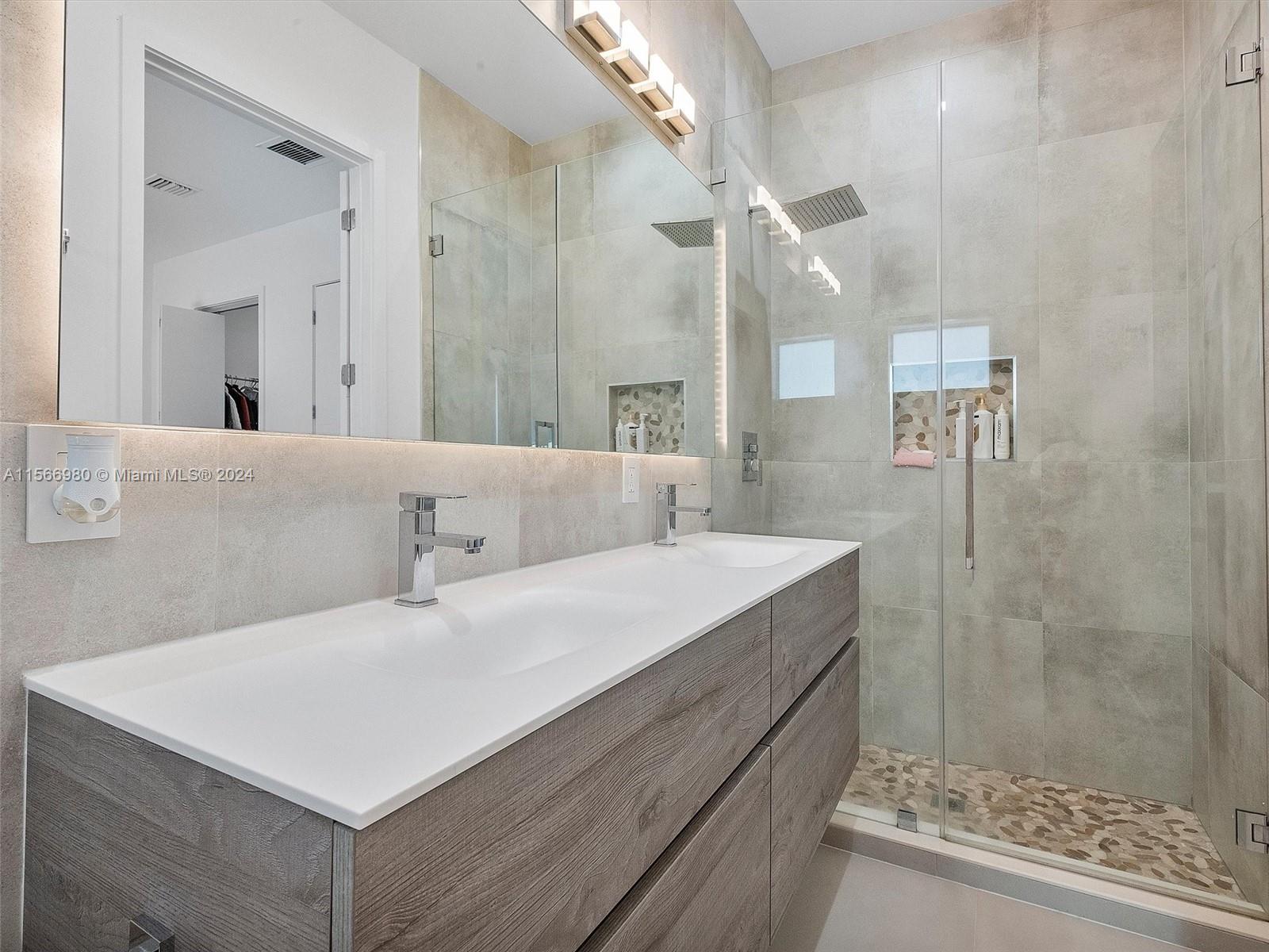 3245 SW 23rd St A, Miami, Florida 33145, 4 Bedrooms Bedrooms, ,4 BathroomsBathrooms,Residential,For Sale,3245 SW 23rd St A,A11566980