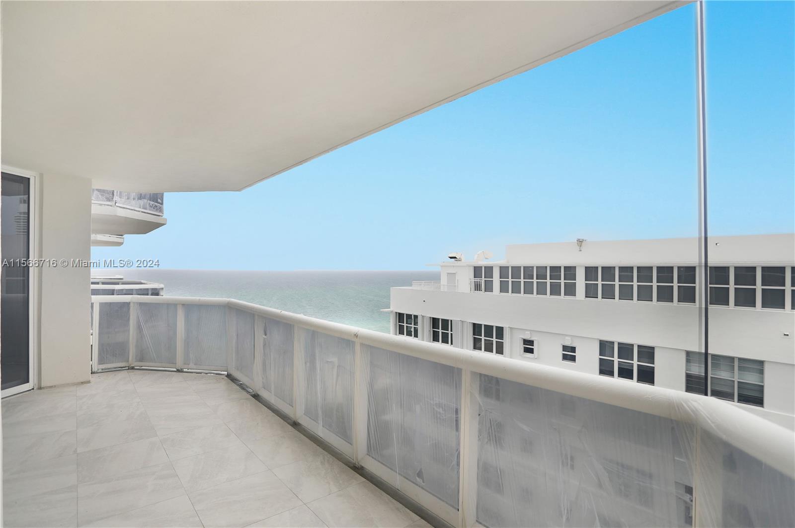 4775 COLLINS AV 1804, Miami Beach, Florida 33140, 2 Bedrooms Bedrooms, ,2 BathroomsBathrooms,Residentiallease,For Rent,4775 COLLINS AV 1804,A11566716