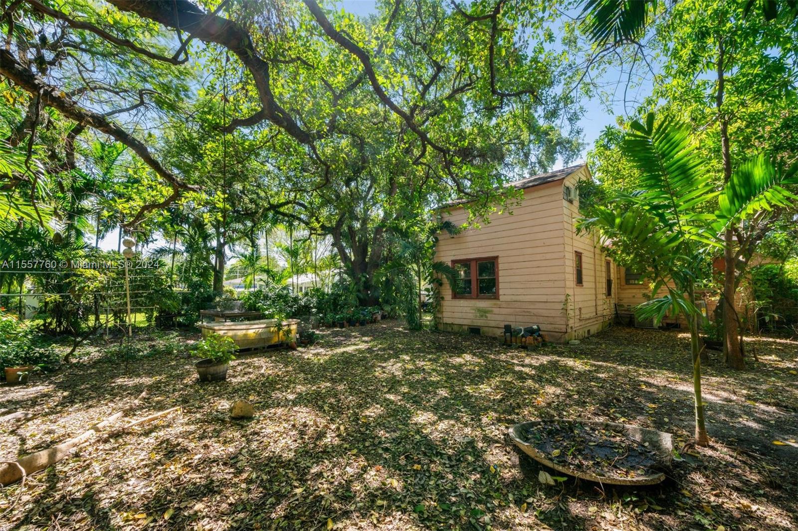 835 NW 7th St, Miami, Florida 33136, 3 Bedrooms Bedrooms, ,2 BathroomsBathrooms,Residential,For Sale,835 NW 7th St,A11557760