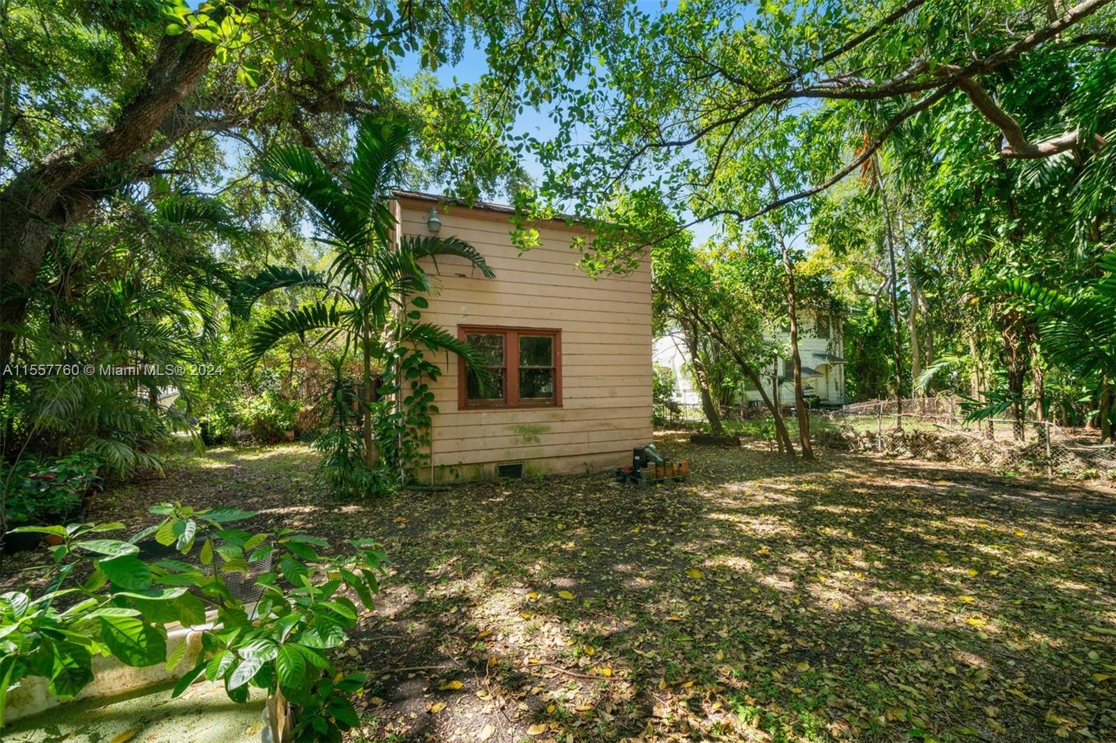 835 NW 7th St, Miami, Florida 33136, 3 Bedrooms Bedrooms, ,2 BathroomsBathrooms,Residential,For Sale,835 NW 7th St,A11557760