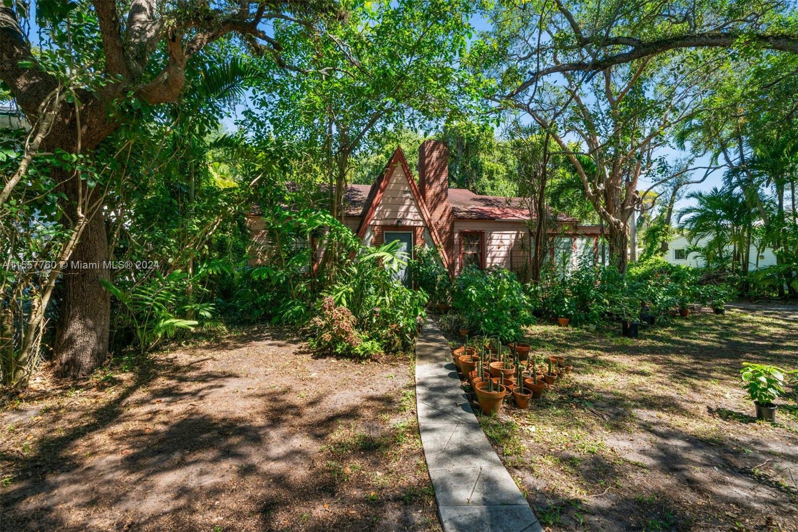 835 NW 7th St, Miami, Florida 33136, 3 Bedrooms Bedrooms, ,2 BathroomsBathrooms,Residential,For Sale,835 NW 7th St,A11557760