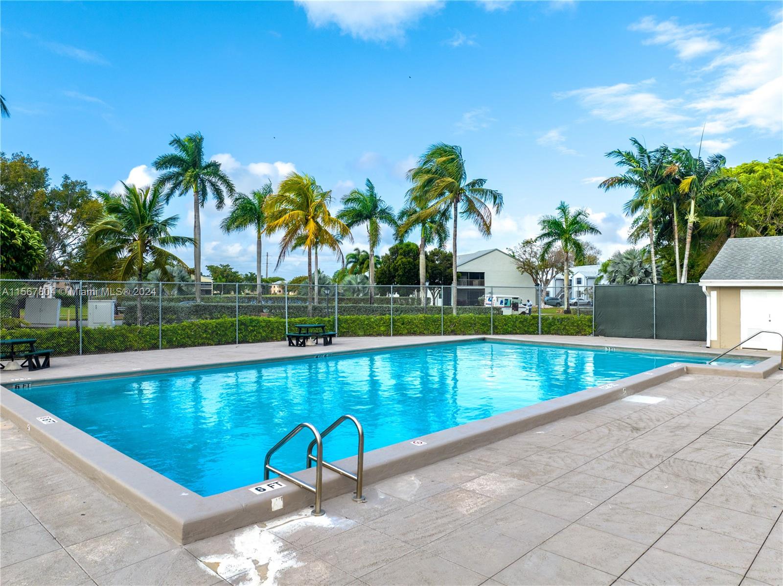 1160 Washington Cir 1160F, Homestead, Florida 33034, 2 Bedrooms Bedrooms, ,2 BathroomsBathrooms,Residentiallease,For Rent,1160 Washington Cir 1160F,A11567804