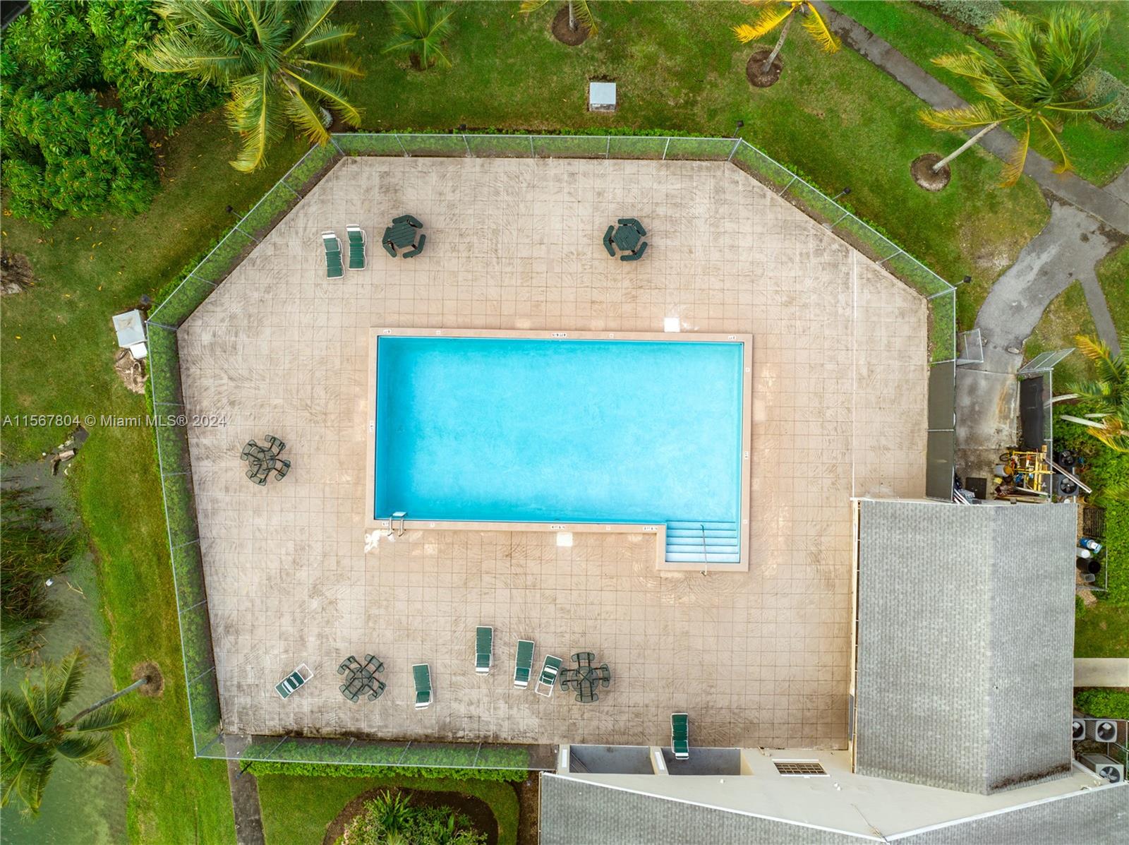 1160 Washington Cir 1160F, Homestead, Florida 33034, 2 Bedrooms Bedrooms, ,2 BathroomsBathrooms,Residentiallease,For Rent,1160 Washington Cir 1160F,A11567804