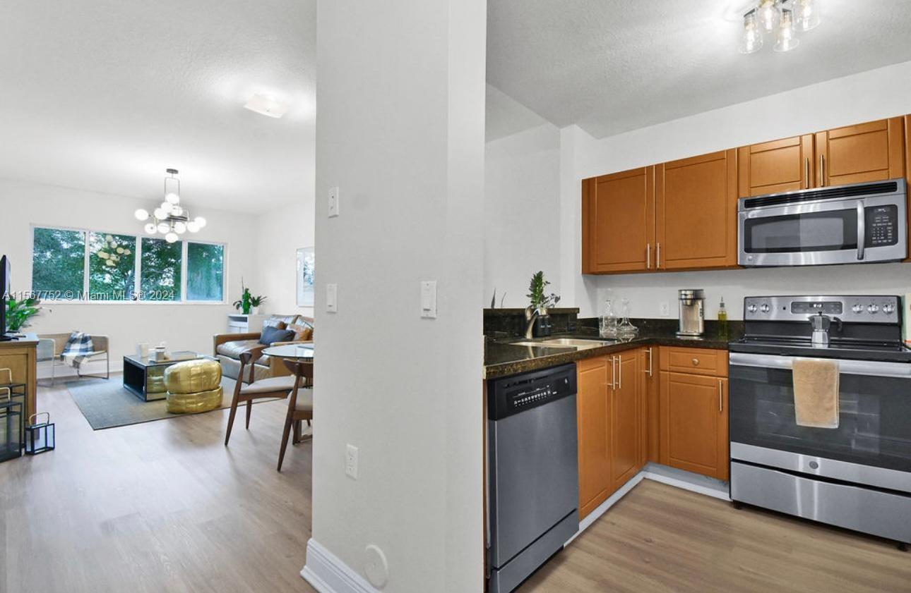 Miami, Florida 33138, 1 Bedroom Bedrooms, ,1 BathroomBathrooms,Residentiallease,For Rent,A11567752