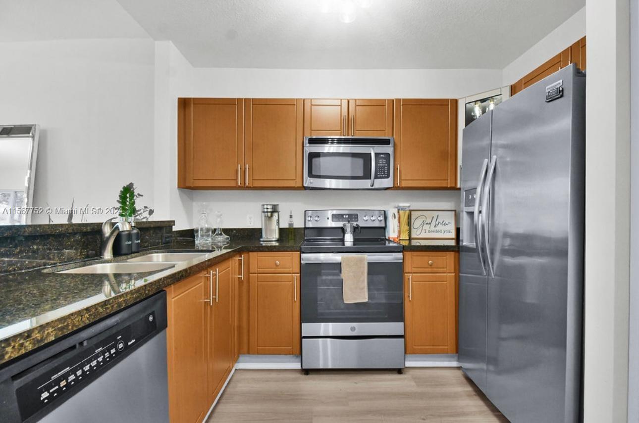 Miami, Florida 33138, 1 Bedroom Bedrooms, ,1 BathroomBathrooms,Residentiallease,For Rent,A11567752