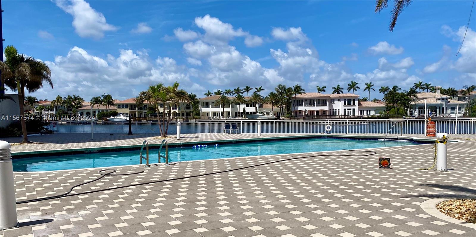 1600 S Ocean Dr 14D, Hollywood, Florida 33019, 1 Bedroom Bedrooms, ,1 BathroomBathrooms,Residentiallease,For Rent,1600 S Ocean Dr 14D,A11567574